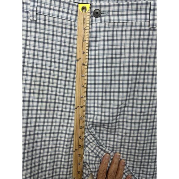Roundtree & Yorke Performance Shorts Men’s 44B Blue White Plaid Golf Preppy - Picture 7 of 16